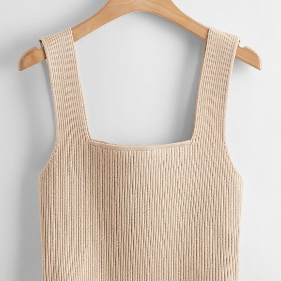 Beige Casual Women's Solid Ribbed Knit Top - Picture 2 of 4